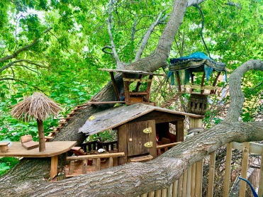 Tree house fairy retreat